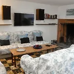 Luxury Inside Beachfront Apartament *