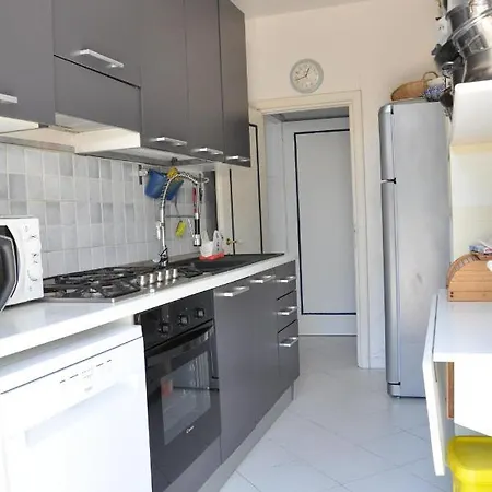 Daire Luxury Inside Beachfront