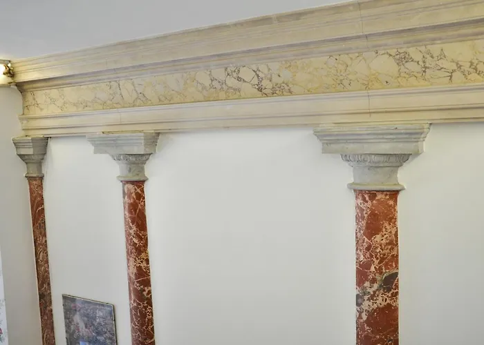 Luxury Inside Beachfront *